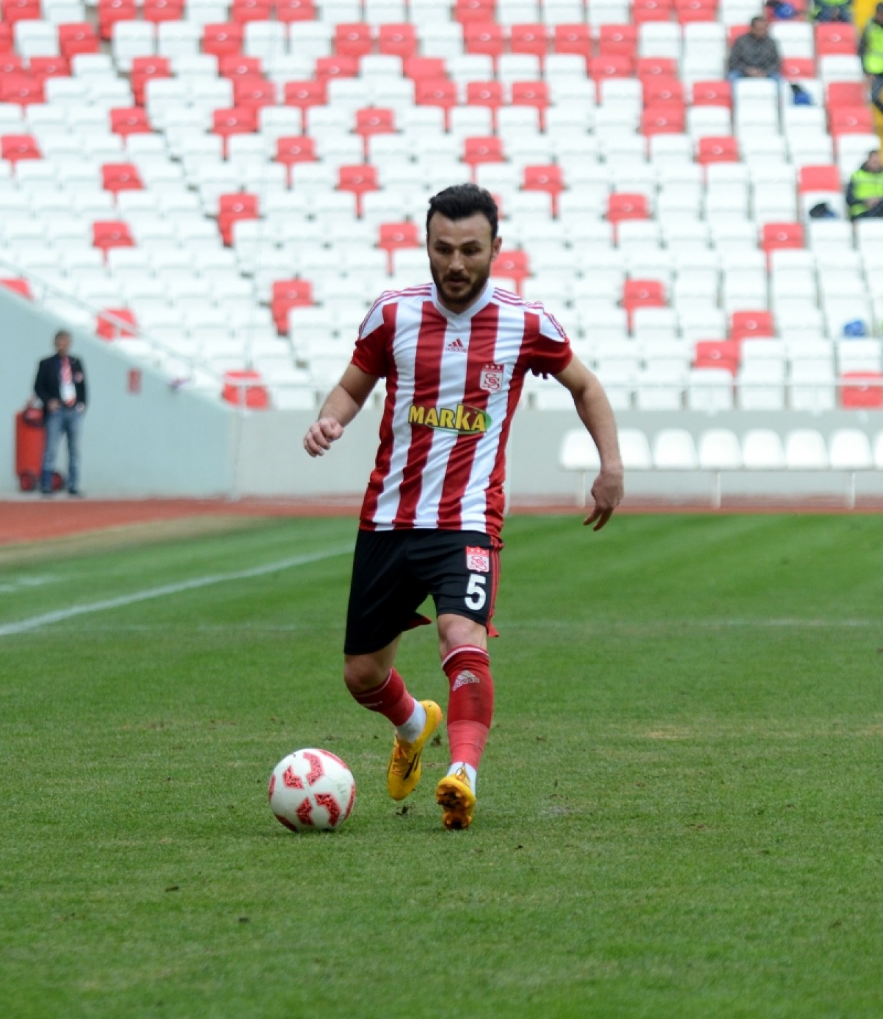 ŞARKIŞLA KÂHTA’YA KONUK OLUYOR 25