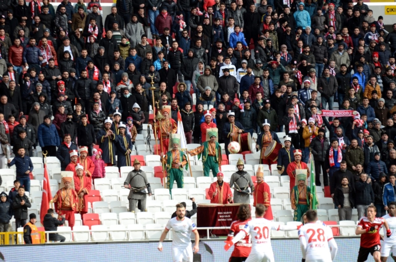 Yürü be Yiğidom Kim tutar seni (Sivasspor - Samsunspor) 34
