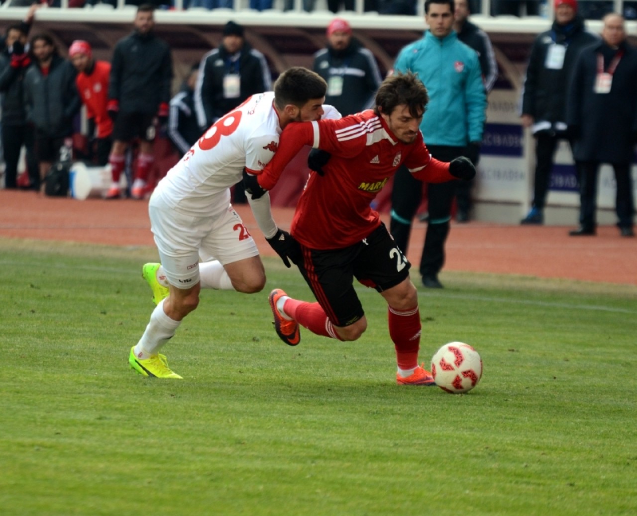 Yürü be Yiğidom Kim tutar seni (Sivasspor - Samsunspor) 31