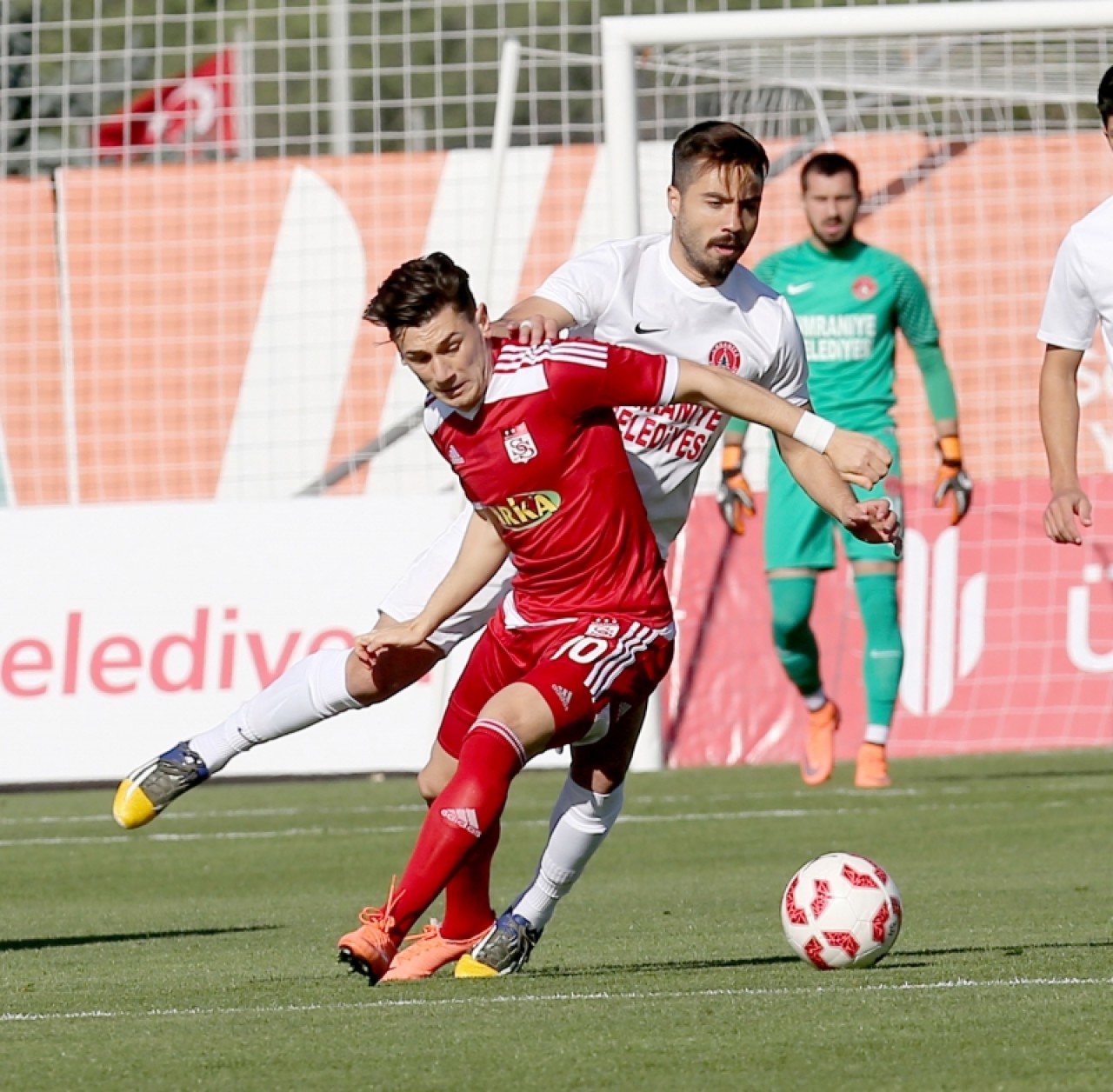 Ümraniyespor 4 - 1 Sivasspor 2