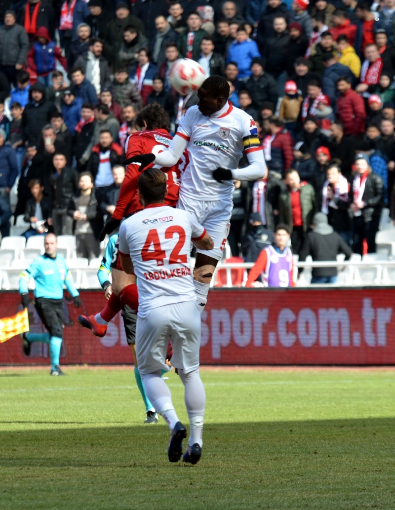 Yürü be Yiğidom Kim tutar seni (Sivasspor - Samsunspor) 19