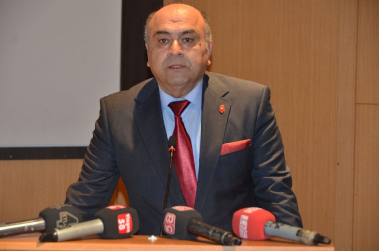 Önlüklerini giydiler 3