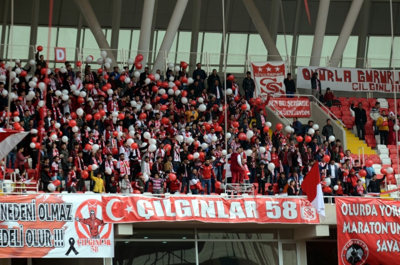 ŞARKIŞLA KÂHTA’YA KONUK OLUYOR 36