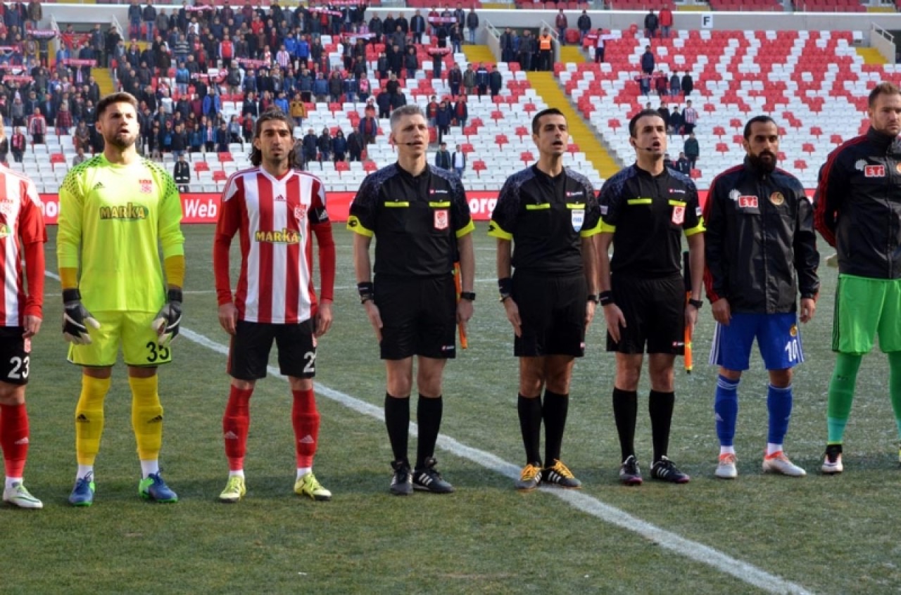 Sivasspor 2 - Eskişehirspor 0 19
