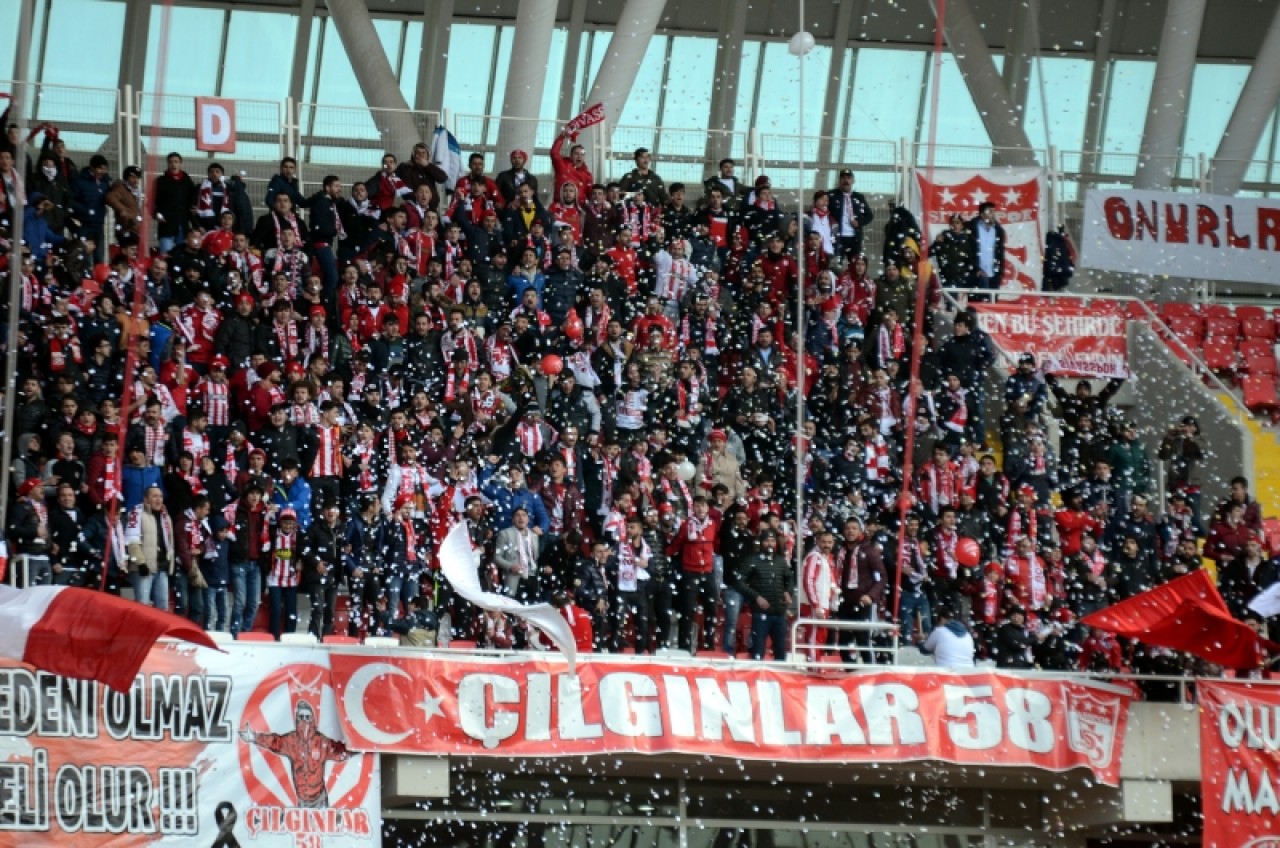 Yürü be Yiğidom Kim tutar seni (Sivasspor - Samsunspor) 30