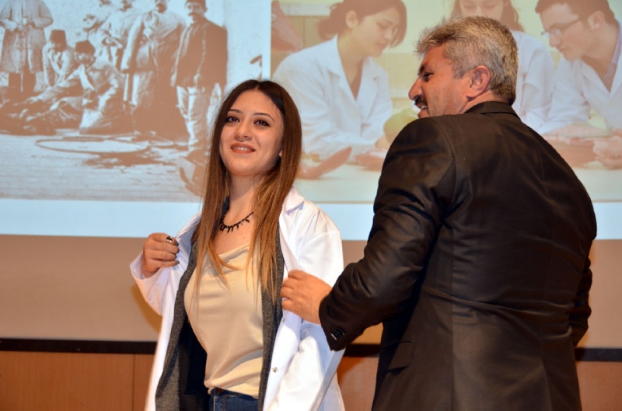 Önlüklerini giydiler 11