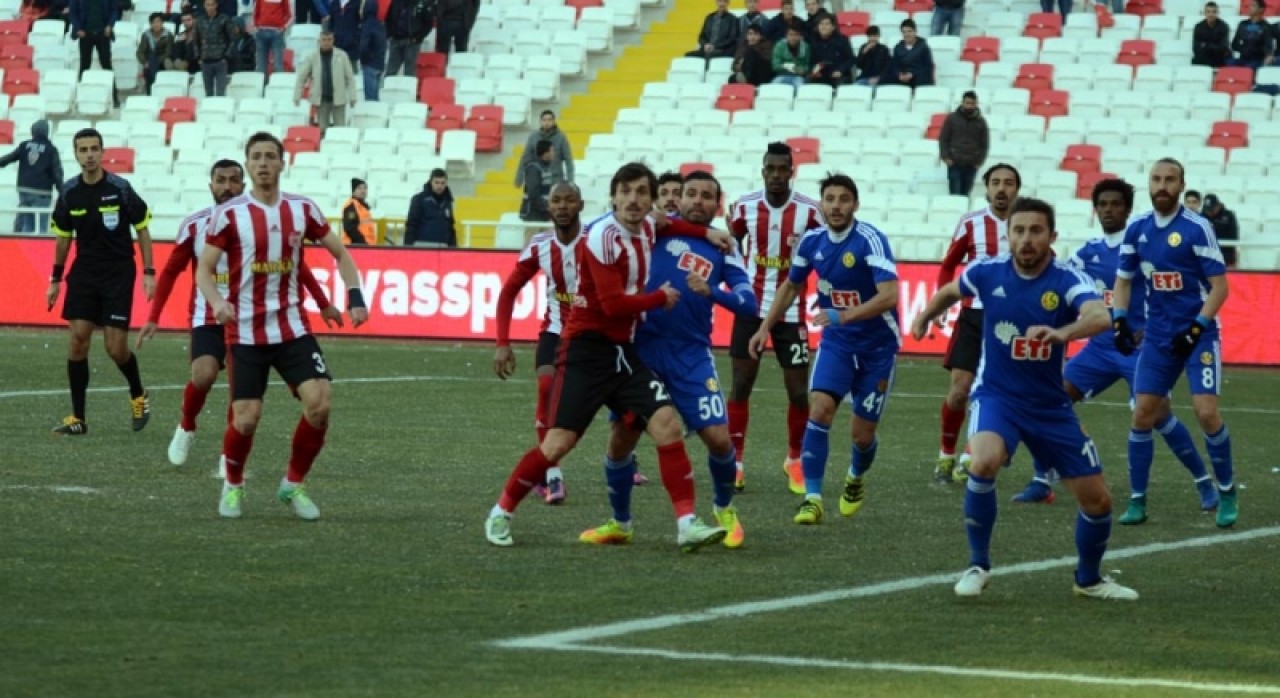 Sivasspor 2 - Eskişehirspor 0 13