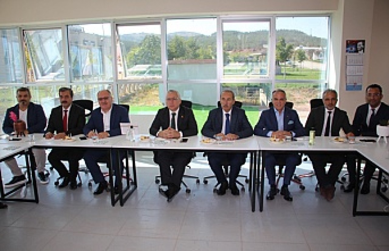 Birincilik  getirdi