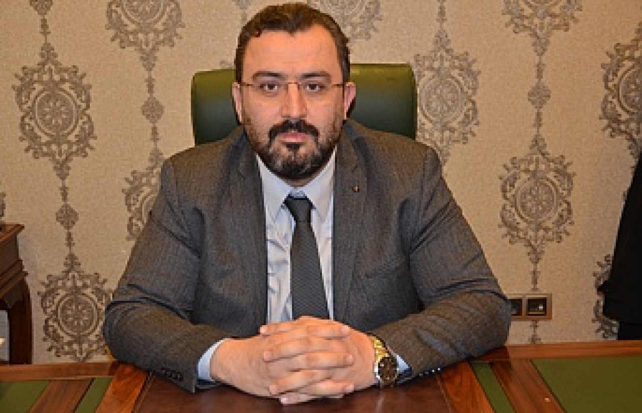 “Usulsüzlüğe  şahit oluyoruz”