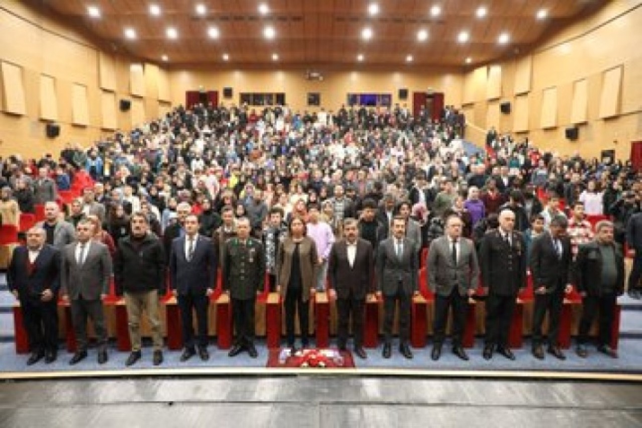 12 MART PROGRAMI DÜZENLENDİ