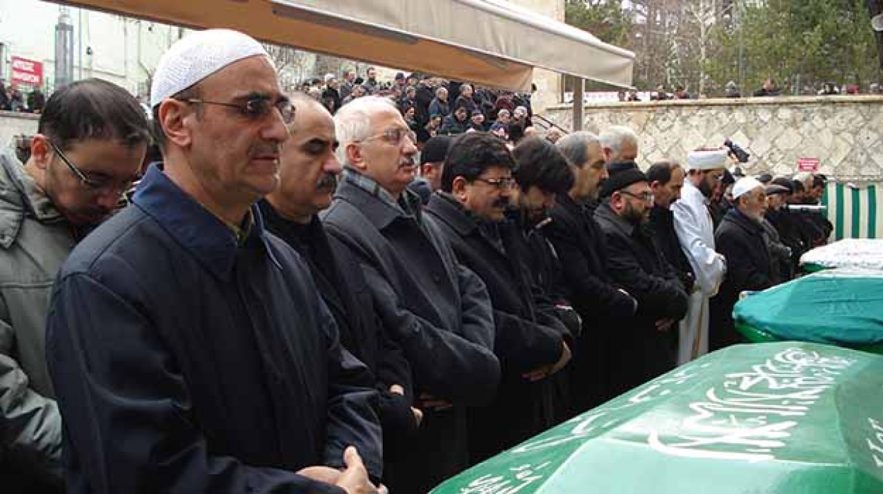 Eğitimci Asım Şahin toprağa verildi