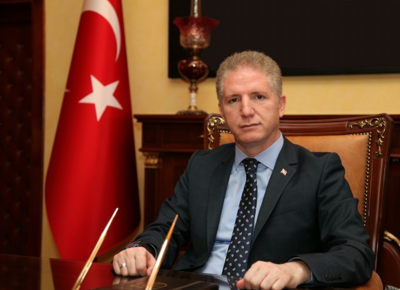 Davut Gül Kimdir?