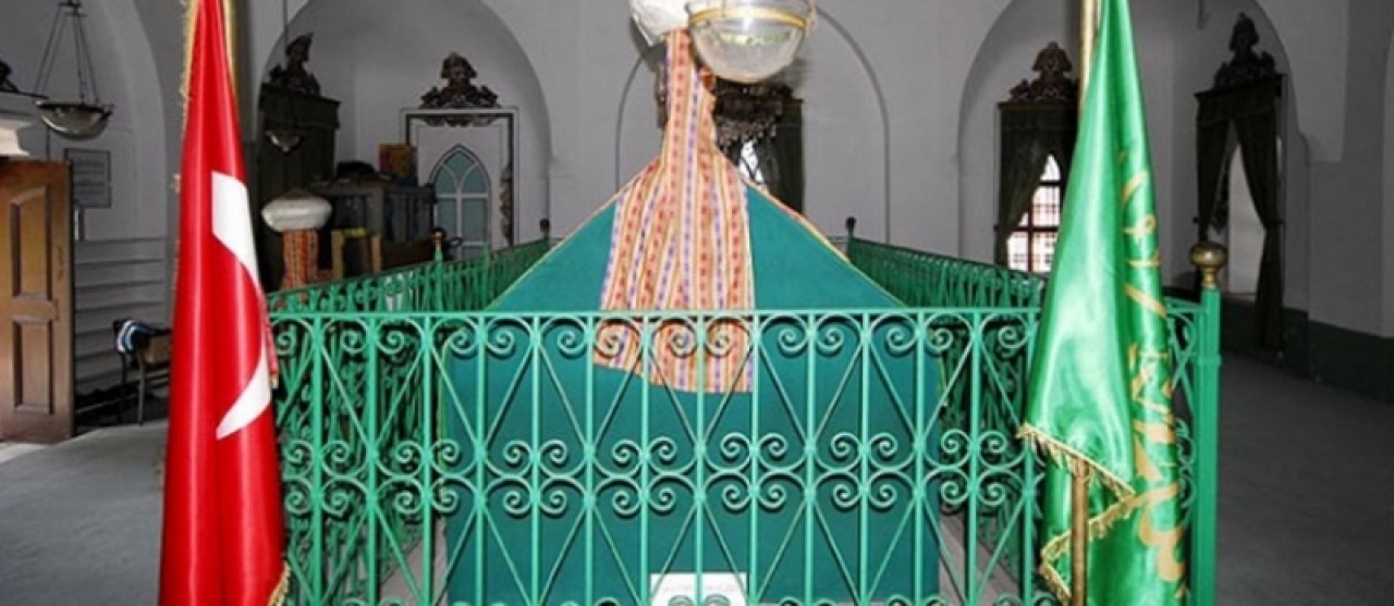 Şehzade türbelerine vefa