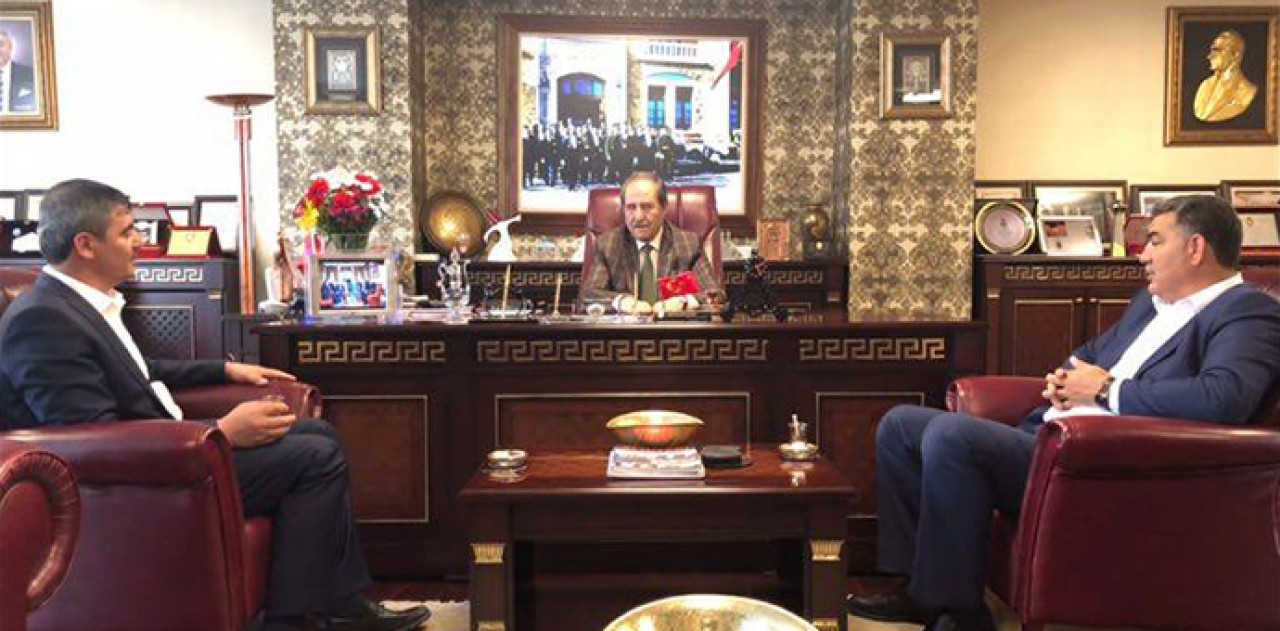 Sivaslılar Karataş’a büyük ilgi gösteriyor