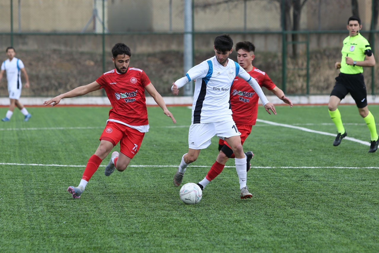CÜSK 5-0 MAĞLUP
