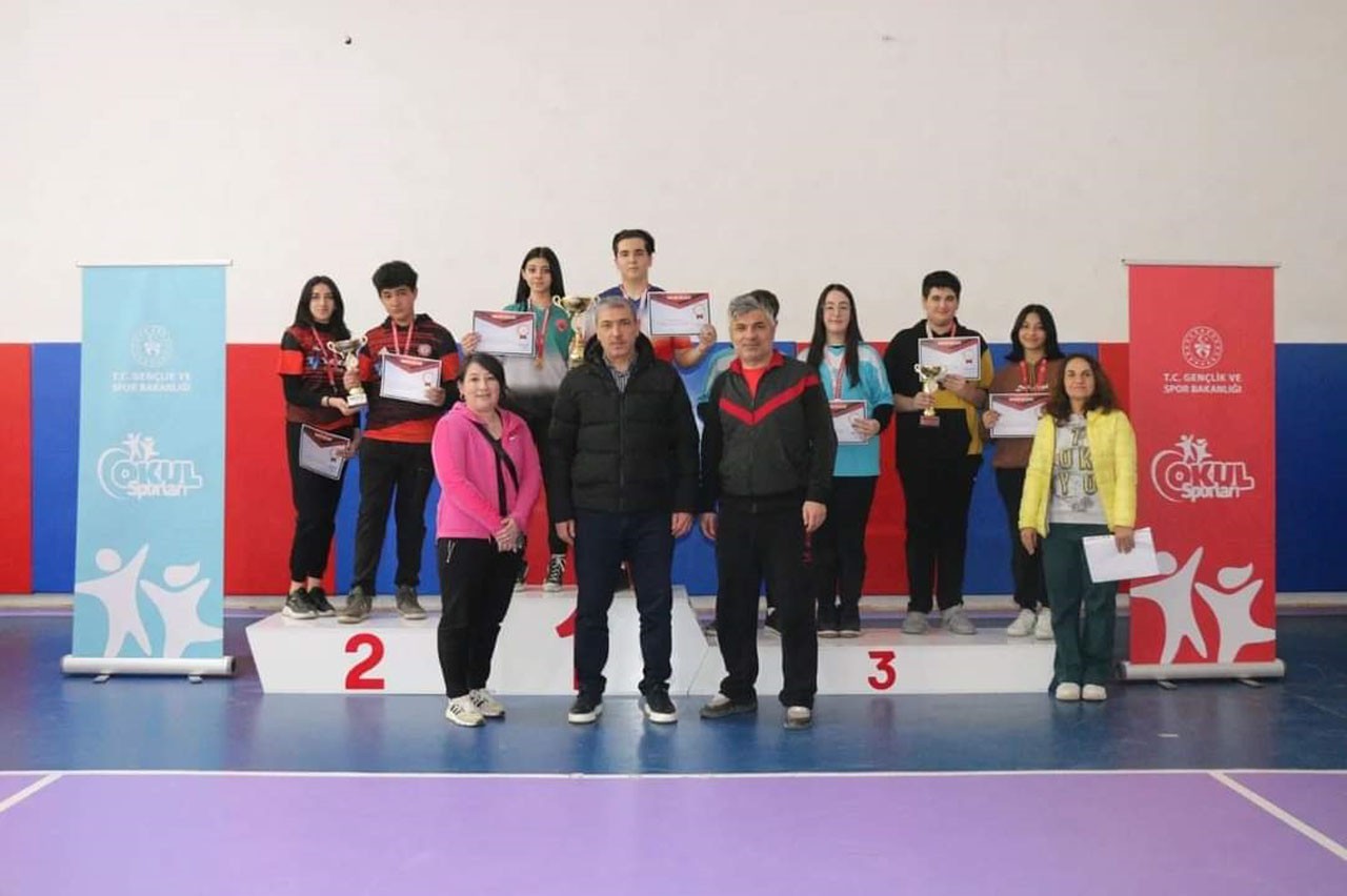 DERYA HOCAM SAHALARDA