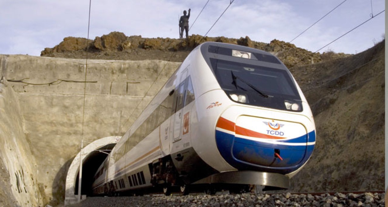 SAMSUN TREN SEFERLERİ BAŞLADI