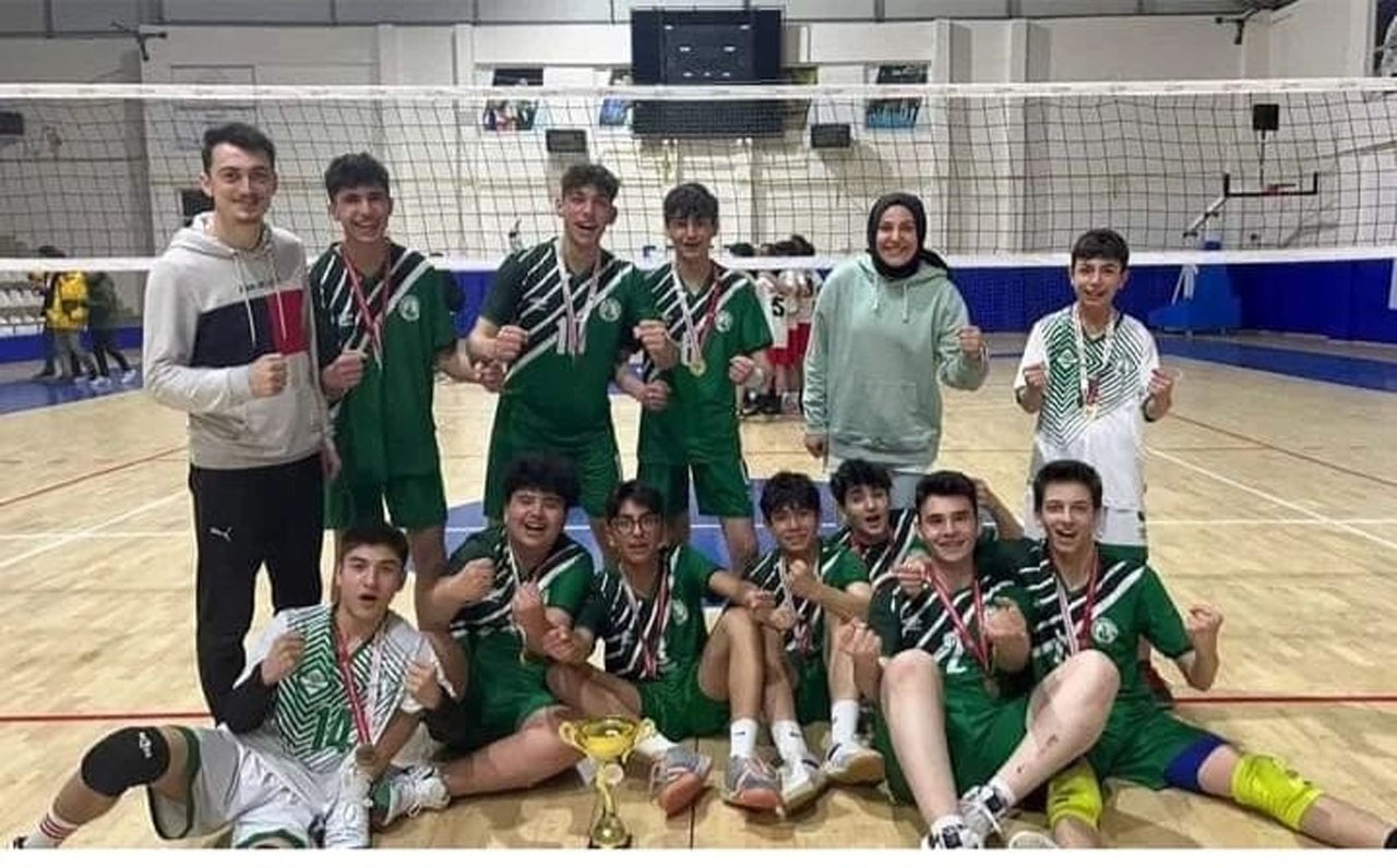 BELEDİYESPOR ŞAMPİYON