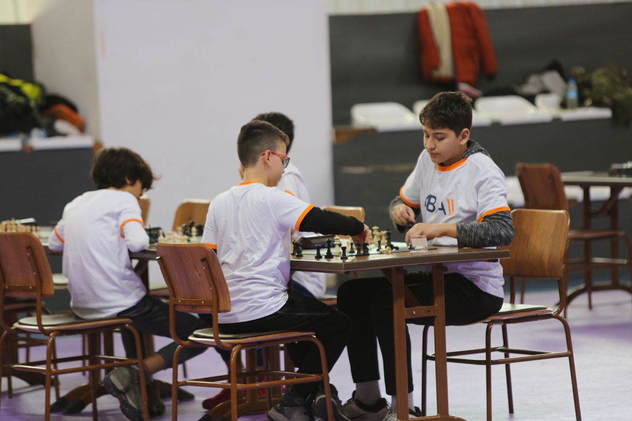 MİNİKLER B SATRANÇ