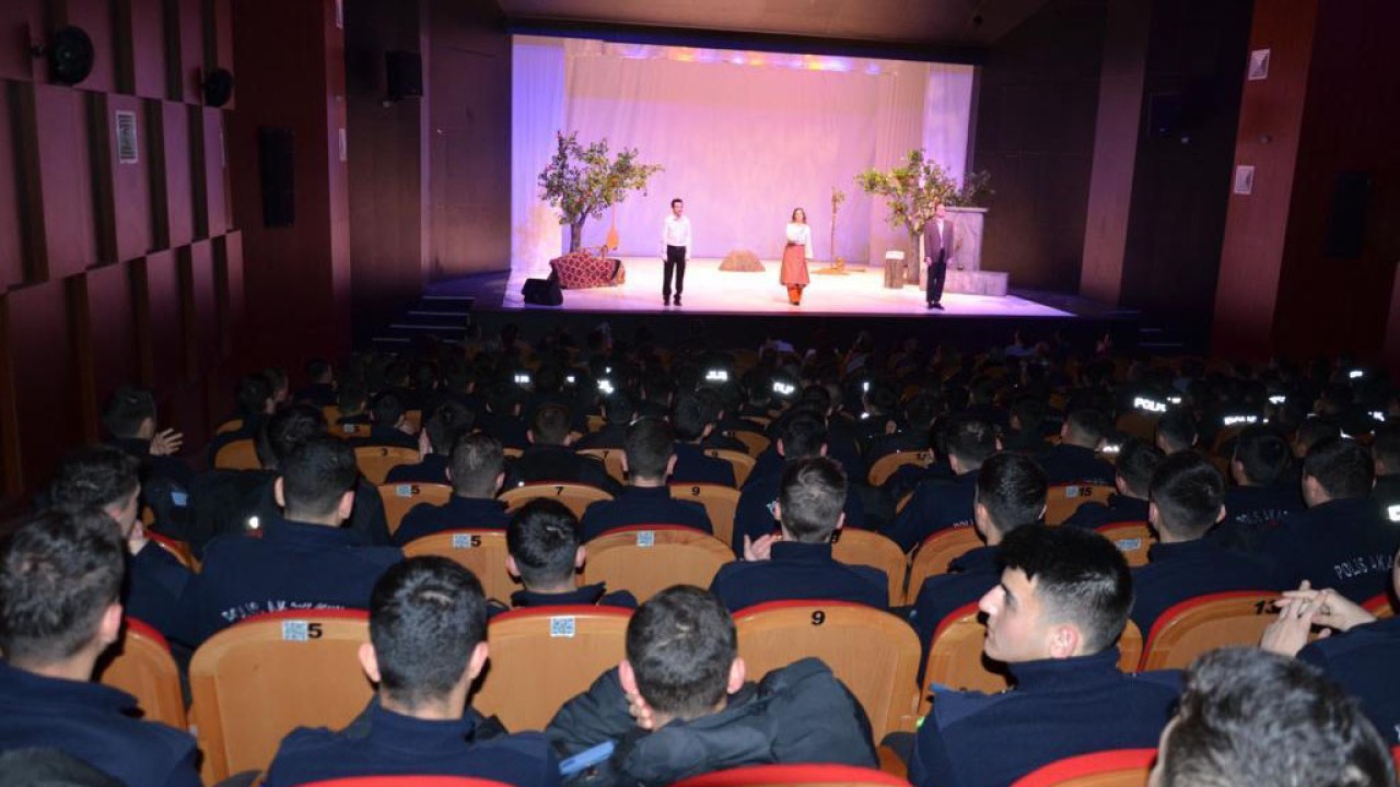 DT’DEN POLİSLERE BÜYÜK JEST