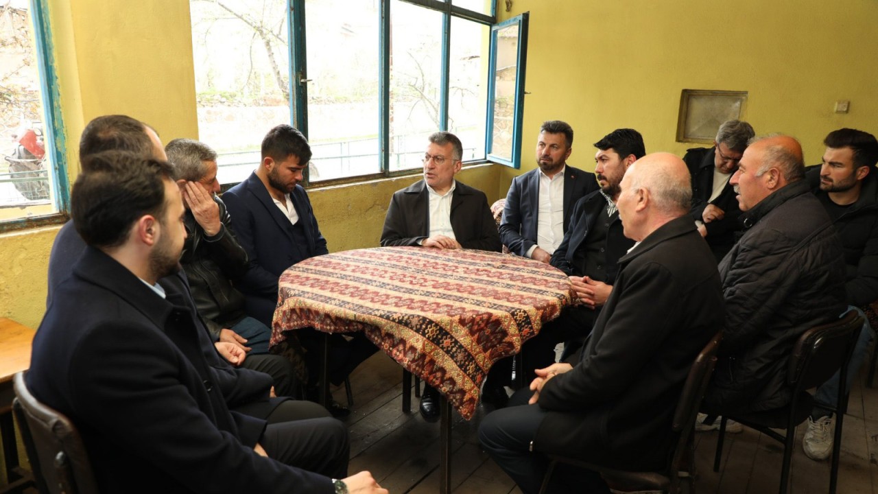 AK PARTİ’NİN ADAYI TAKDİR TOPLUYOR