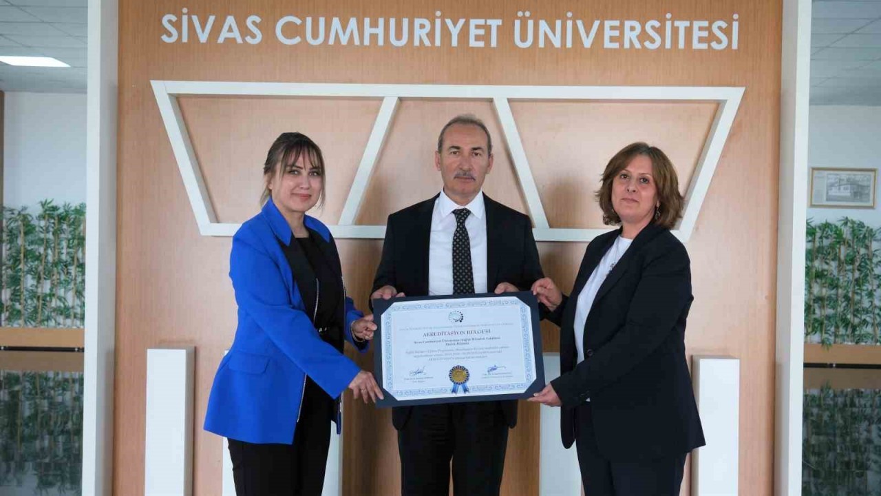 EBELİK BÖLÜMÜ AKREDİTASYON BELGESİ TAKDİM EDİLDİ