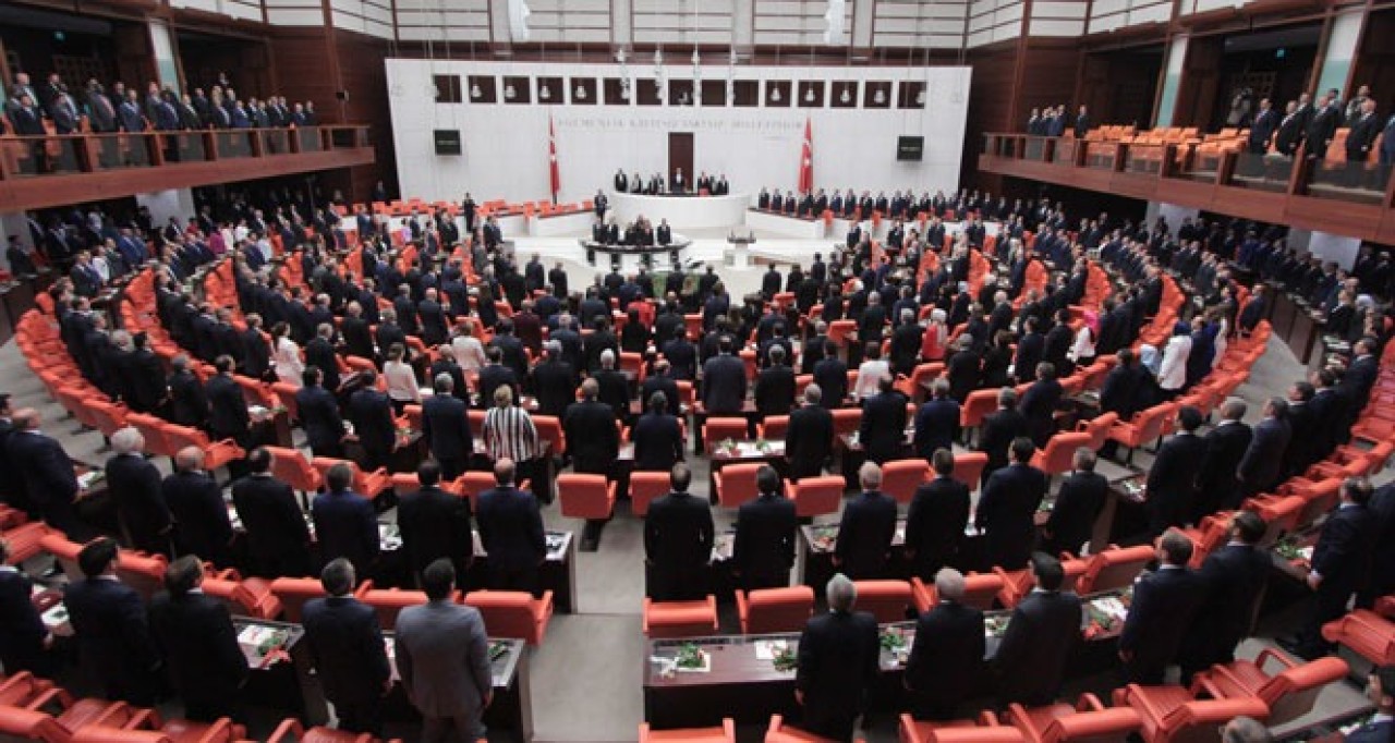 YEMİN TÖRENİ DEVAM EDİYOR