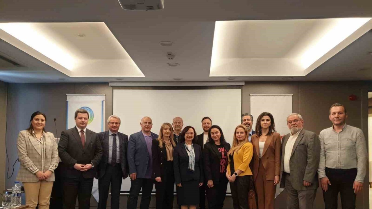 ESKTUD’da Türkan Tünerir güven tazeledi
