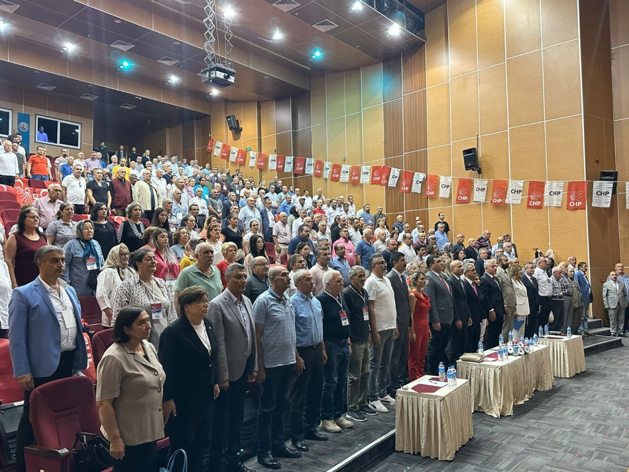KONGRE HEYECANI BAŞLADI