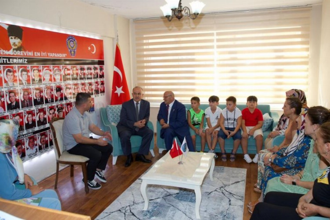 Vali Erol,  şehit ailelerimiz ve gazilerimizi ziyaret etti