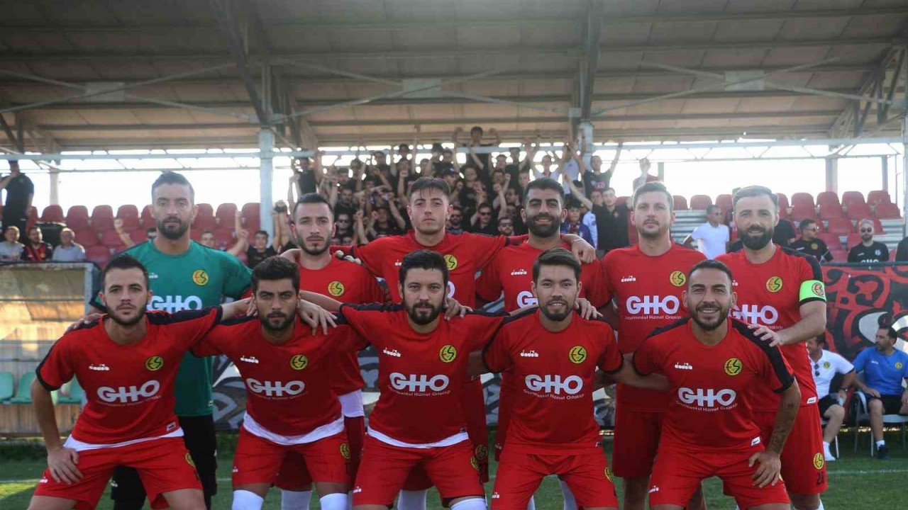 Eskişehirspor hazırlık maçında Çeşme’ye mağlup oldu