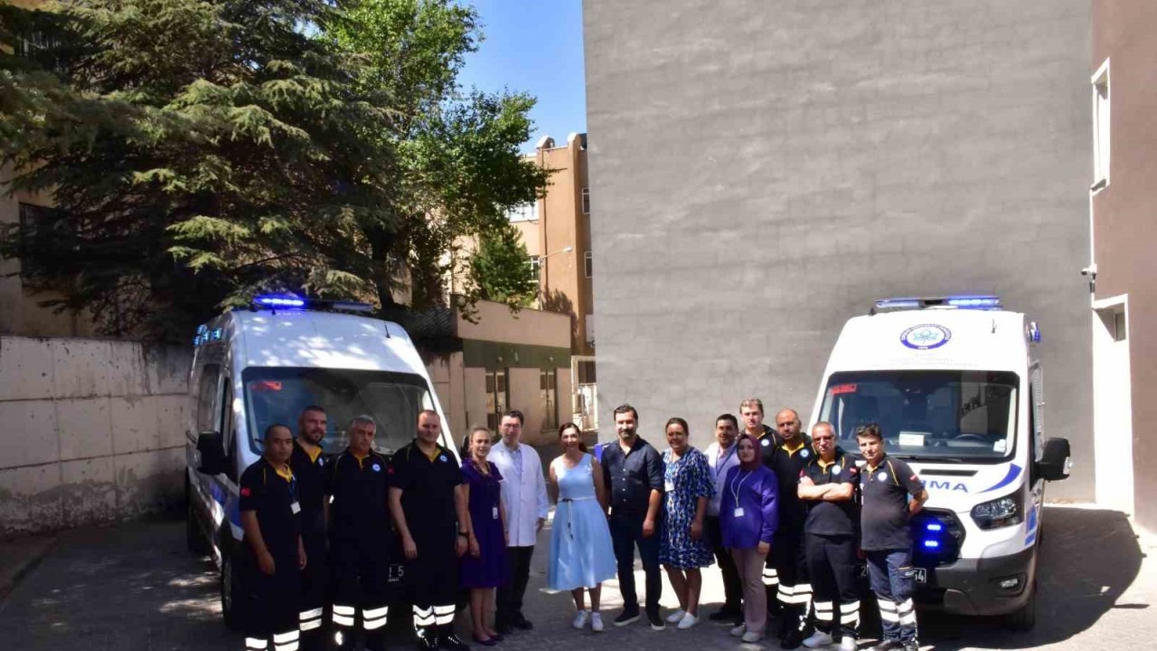 ESOGÜ Hastanesi’nde 2 yeni ambulans hizmet vermeye başladı