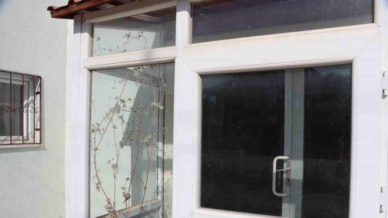 Kaman ilçesindeki Atatürk Bilgi evi bakımsızlığı ile şehirde gündem oldu