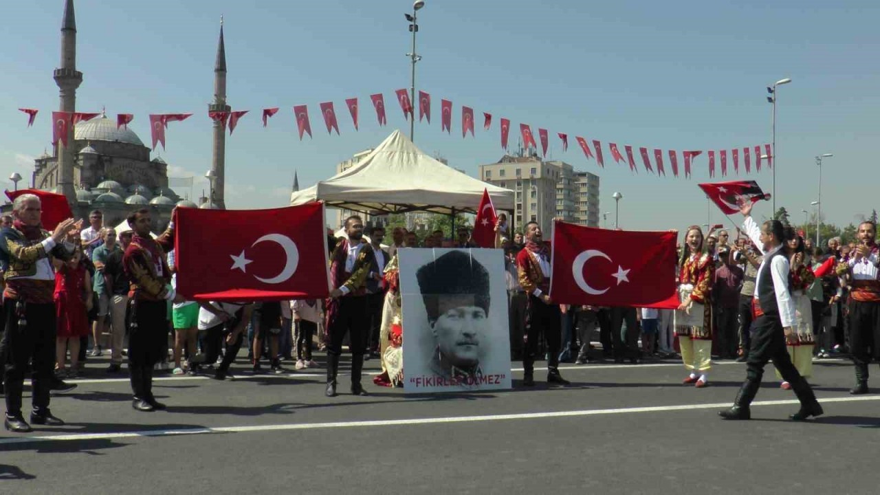 Kayseri’de 30 Ağustos coşkuyla kutlandı