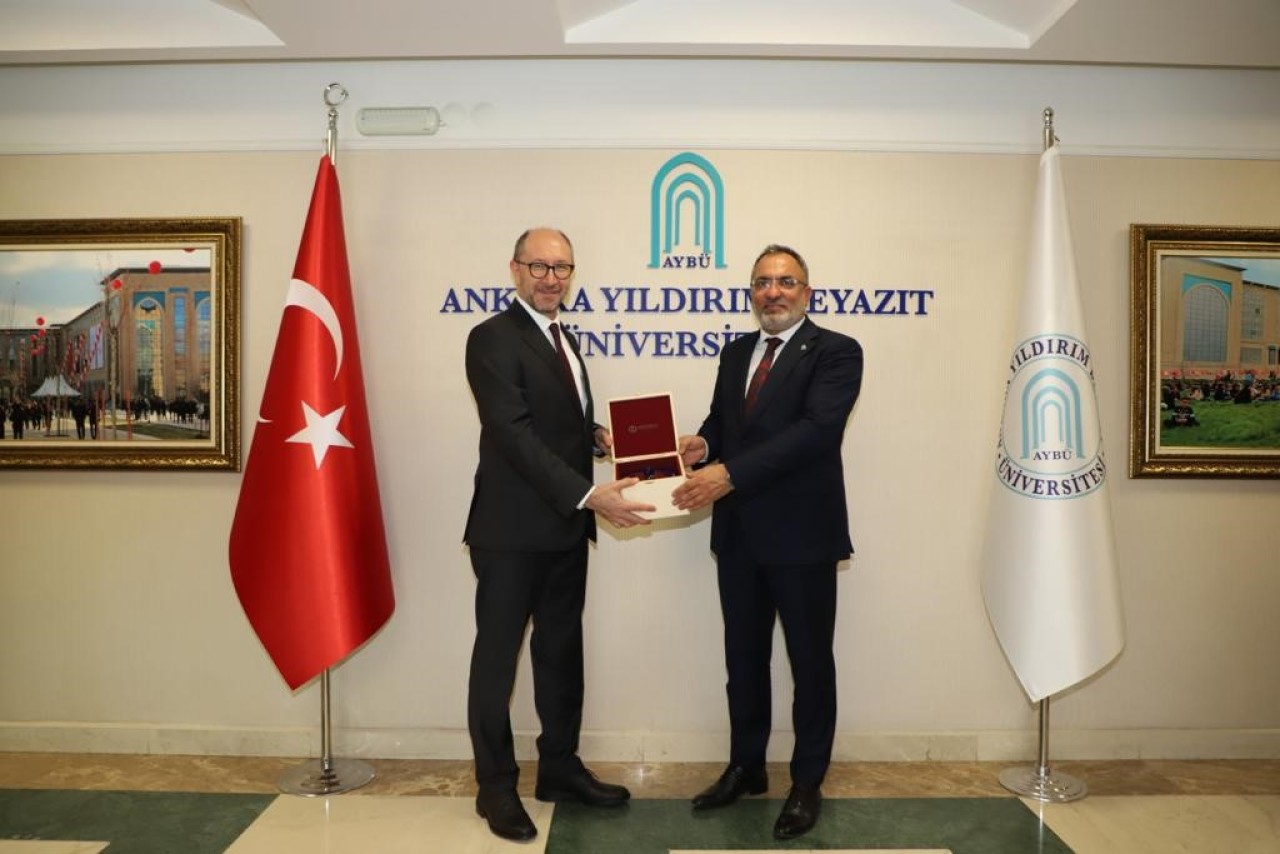 Rektör Erdal’dan Ankara Yıldırım Beyazıt Üniversitesine ziyaret