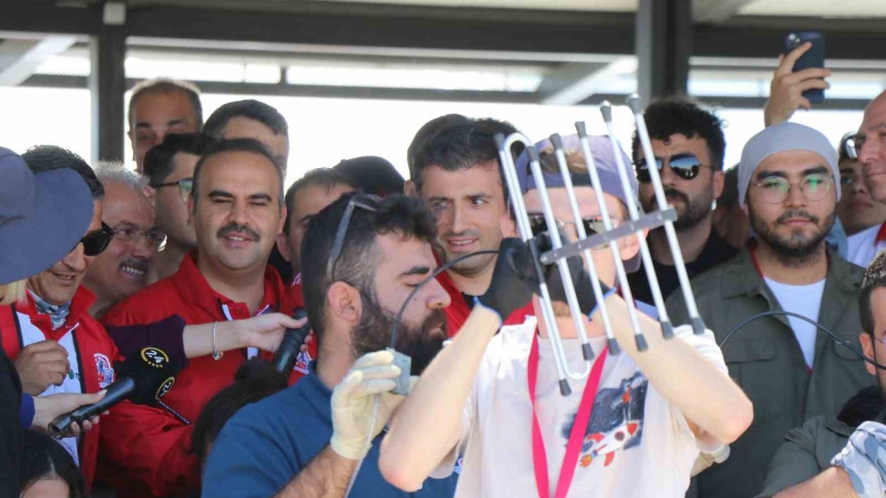 Roketler Aksaray’da gökyüzüyle buluştu