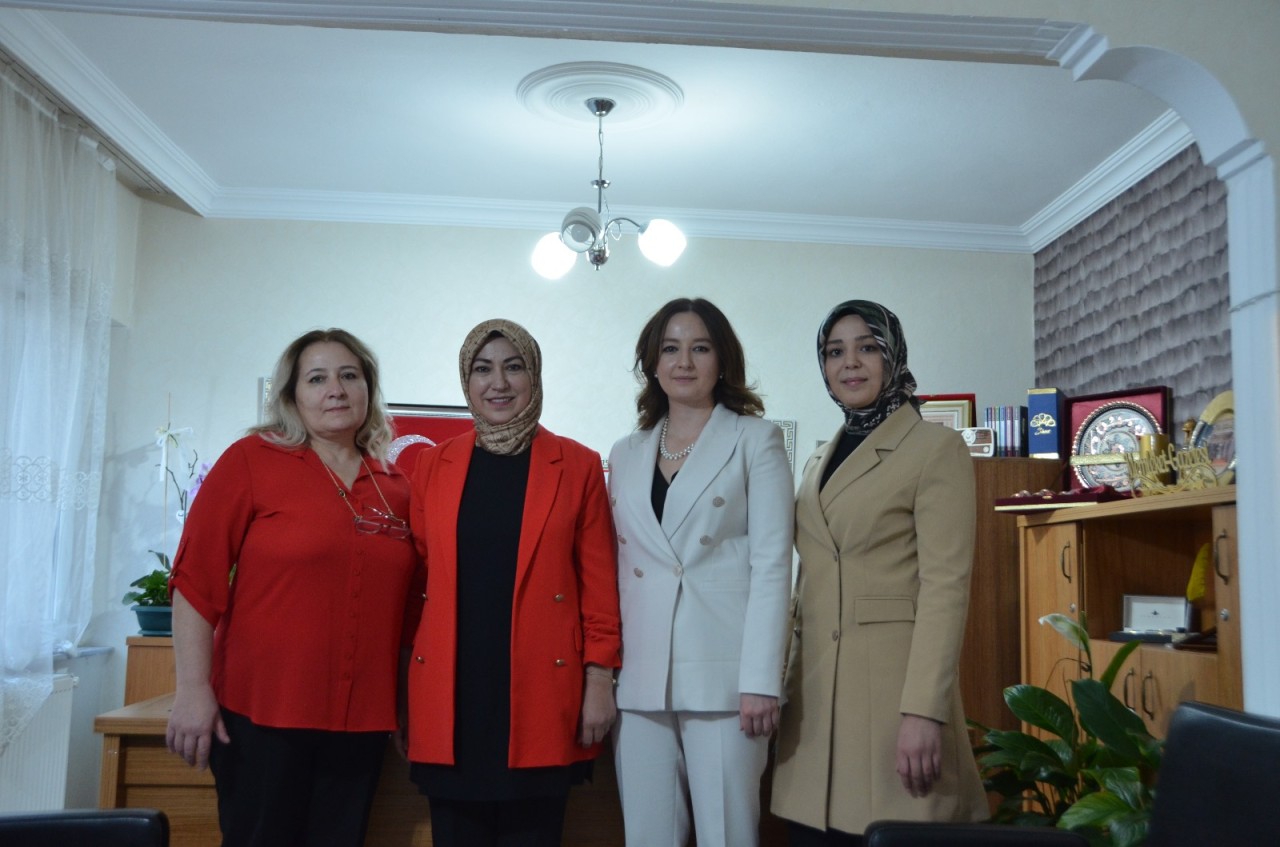 MEDYA CENTER’A VEKİLDEN ZİYARET