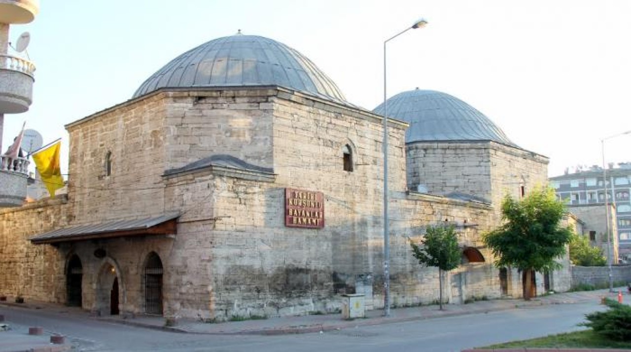 HAMAMLARDA POZİTİF AYRIMCILIK!