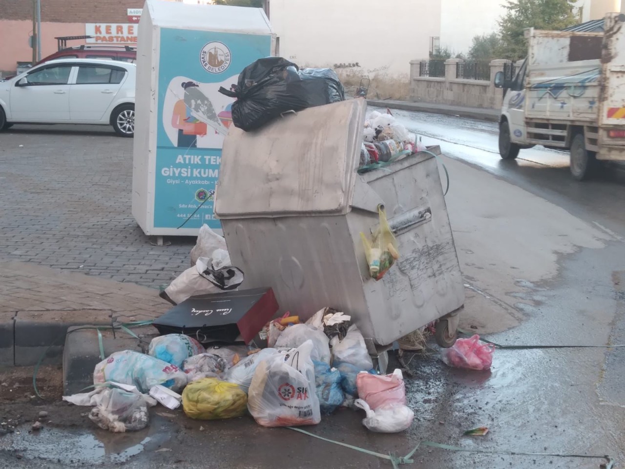 MAHALLELİ İSYAN ETTİ