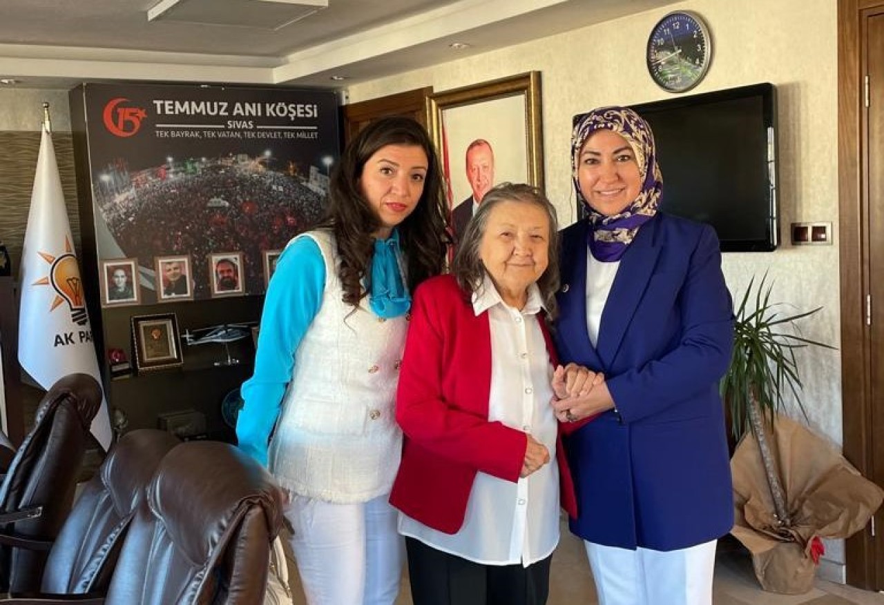 TOY VATANDAŞLARDAN KOPMUYOR