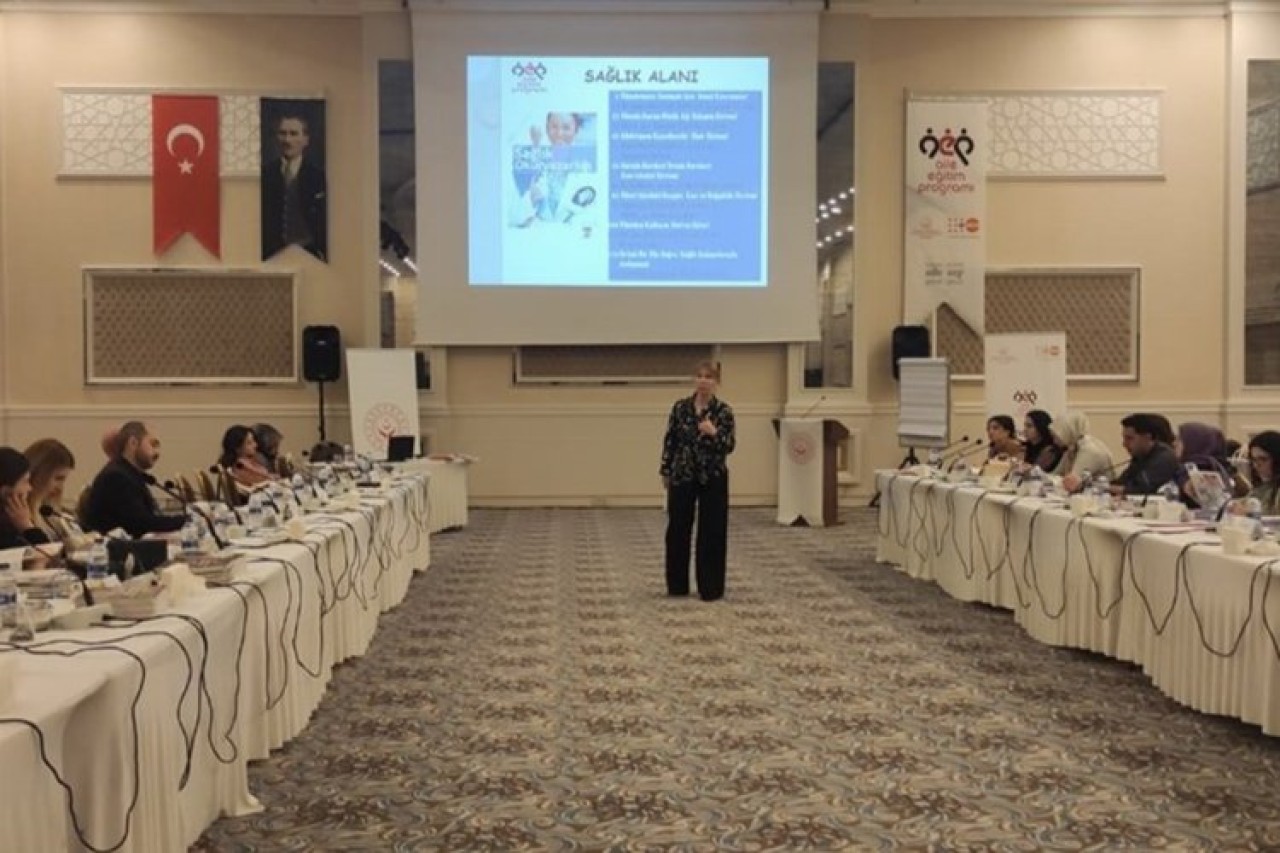 Aile Eğitim Programı ile 3, 7 milyon kişiye ulaşıldı