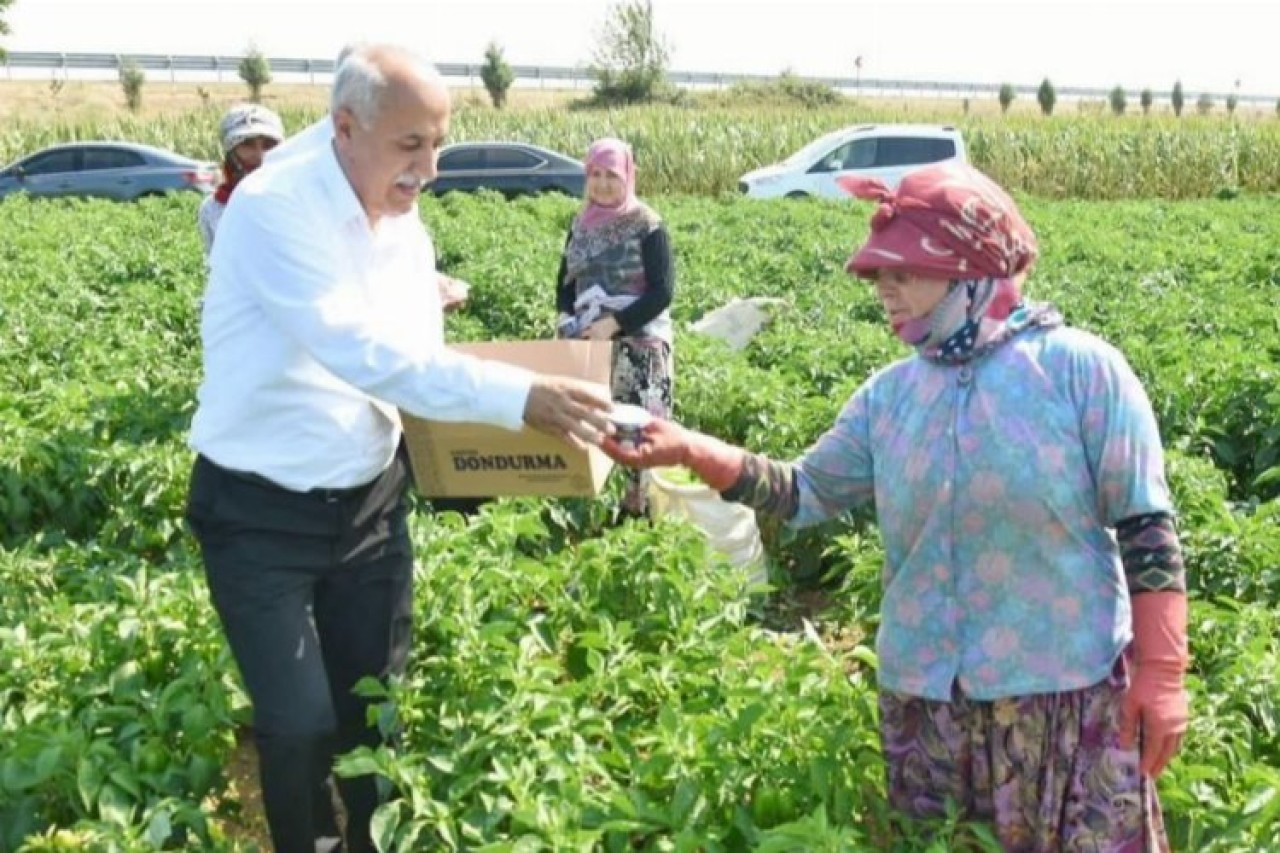 Bursa Yenişehir hem çiftçi,  hem de tüketici dostu belediye