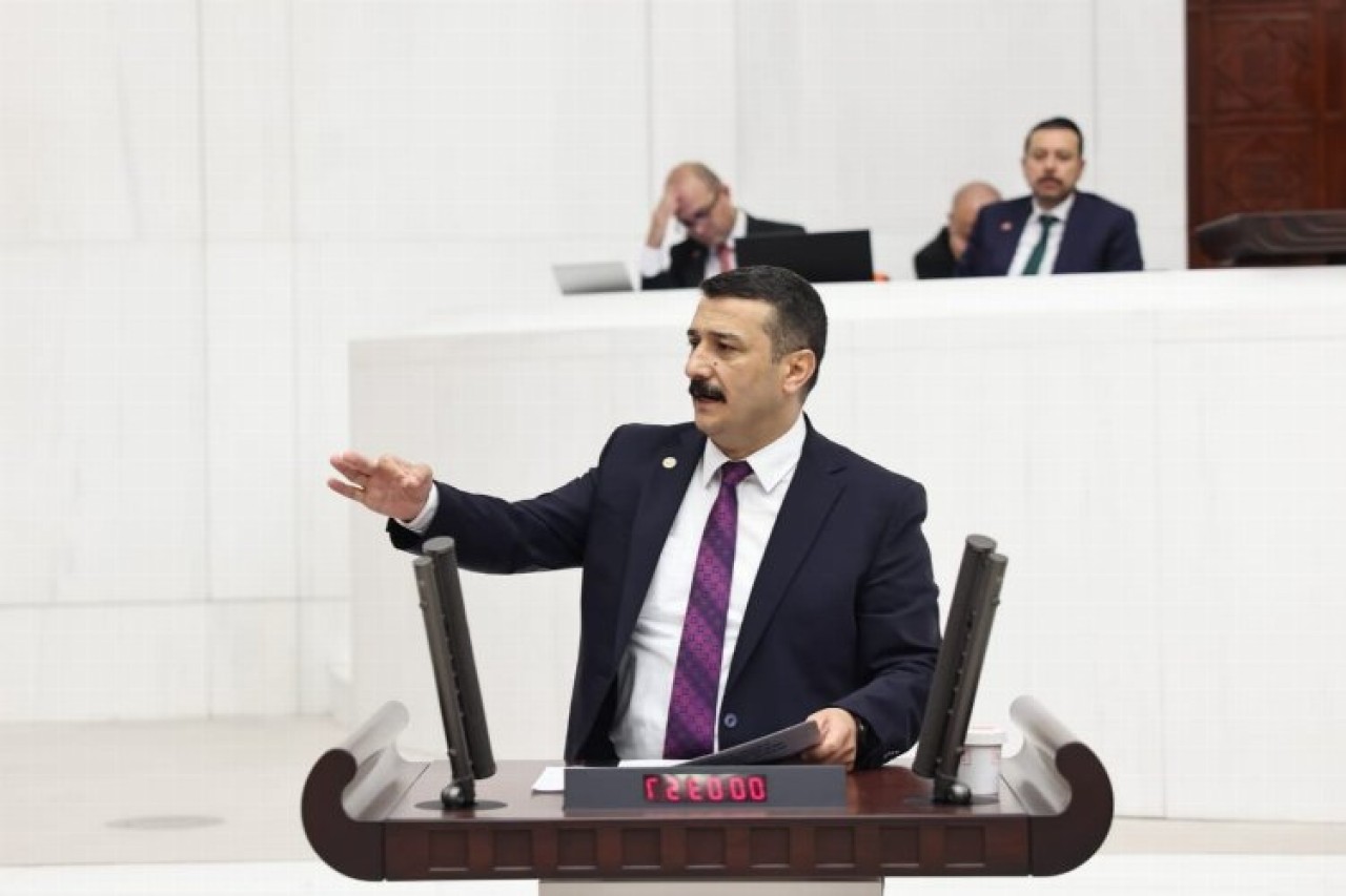 İYİ Partili Türkoğlu,  iktidarın gençlere yönelik vaatlerini sordu
