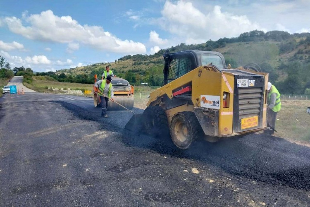 Kandıra köy yollarında yenileme,  bakım ve onarım