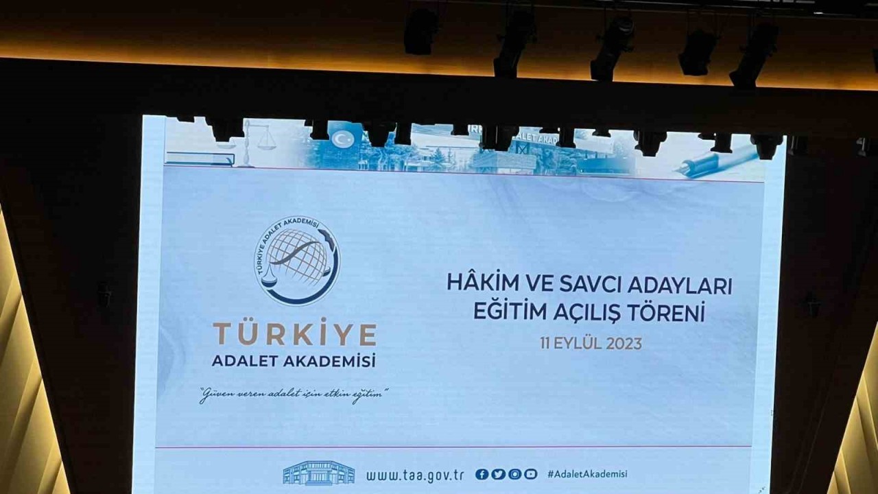 Adalet Bakanı Tunç,  Türkiye Adalet Akademisi eğitim dönemi açılış törenine katıldı