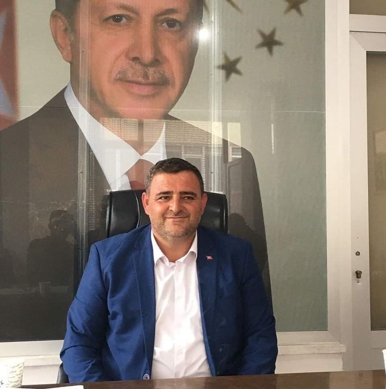 AK Parti’de peş peşe istifalar