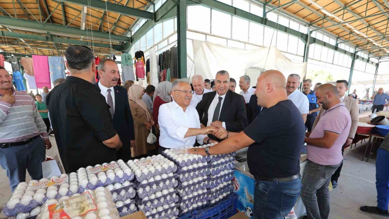 Başkan Büyükkılıç,  Tomarza’da Esnafla Buluştu