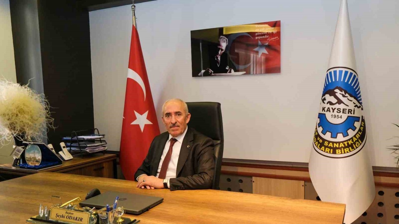 Başkan Odakır: "Allah darbe için fırsat kollayanlara bir daha fırsat vermesin"