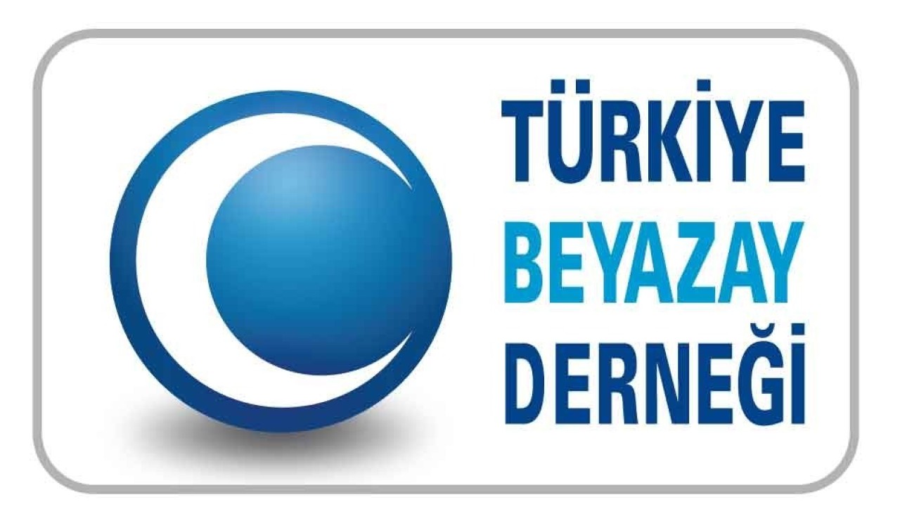 Beyazay Derneği,  özel gereksinimli bireylerin sorunlarına sahip çıkıyor