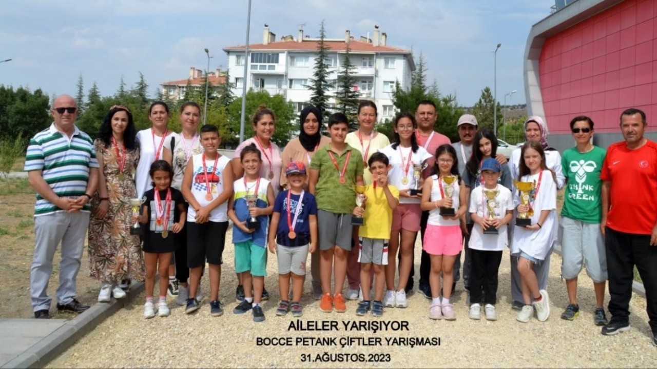 Bir ilk oldu aileler ‘Bocce Petank’ yarışması yaptı